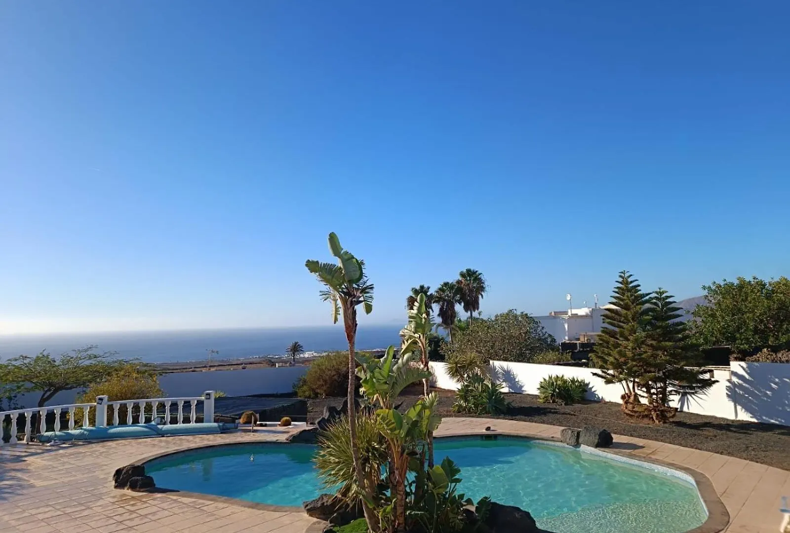 Wonderful Country Villa With Amazing Sea View location